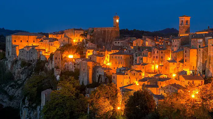 top things to see in sorano italy
