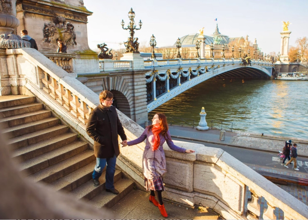 Hidden romantic places in Paris